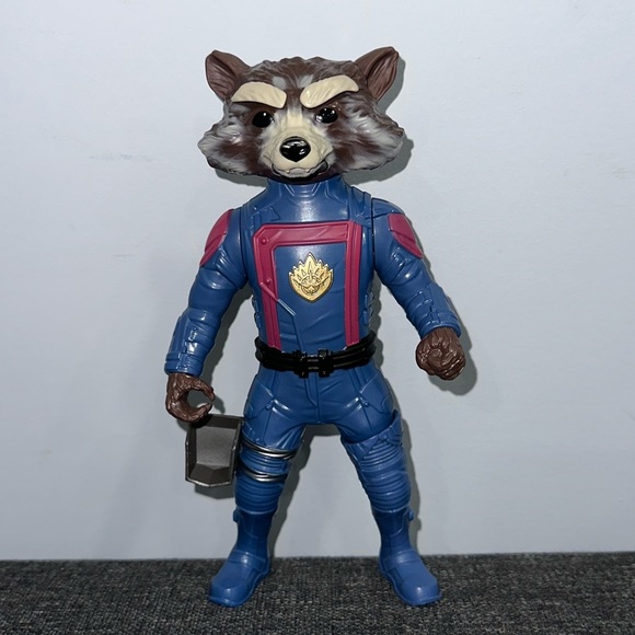 Action figures - Picture 8 of 10